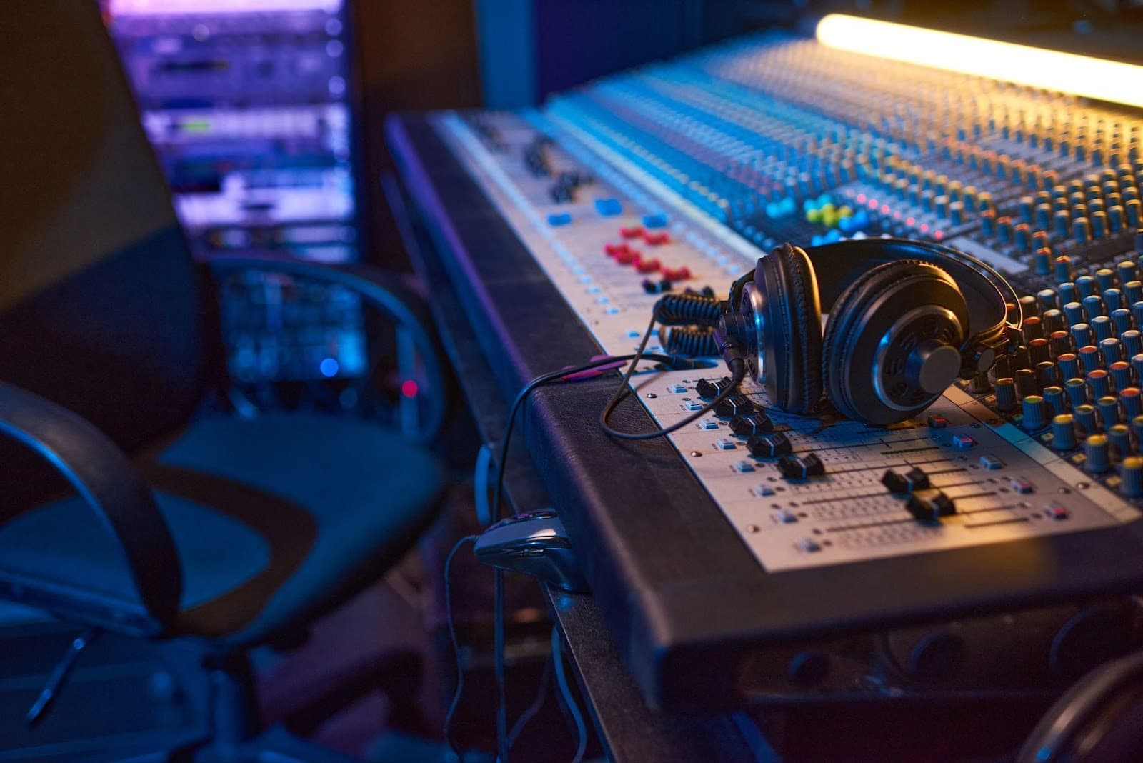 Online audio mastering Backed by Millions of Streams