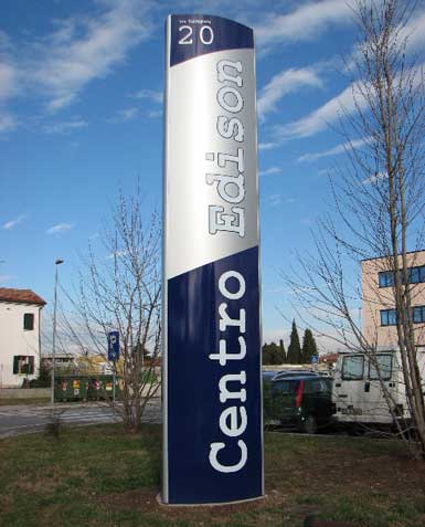 Publicidad Exterior en Gran Formato para Máxima Visibilidad