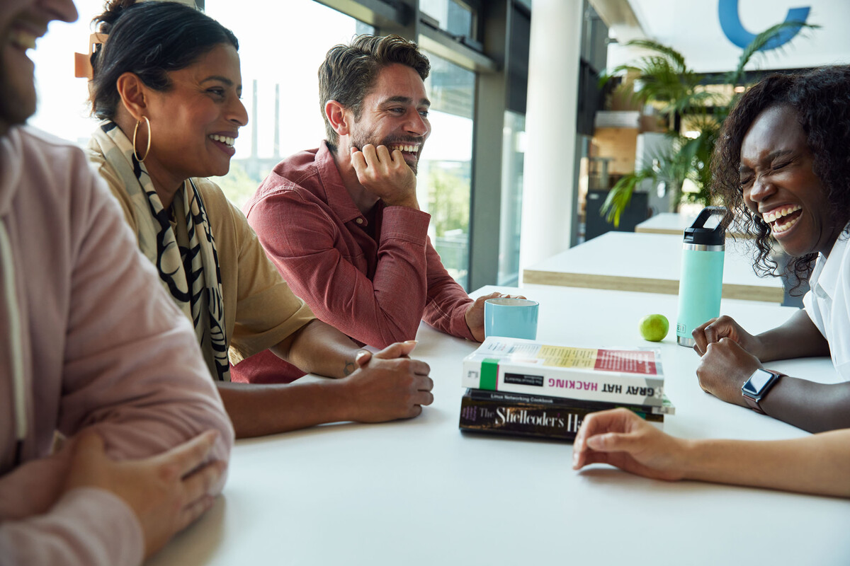 How to Find the Right School Leaver Job