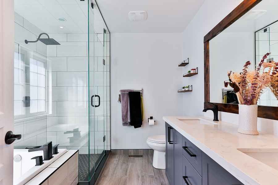 Stylish Shower Screens for Walk In Showers