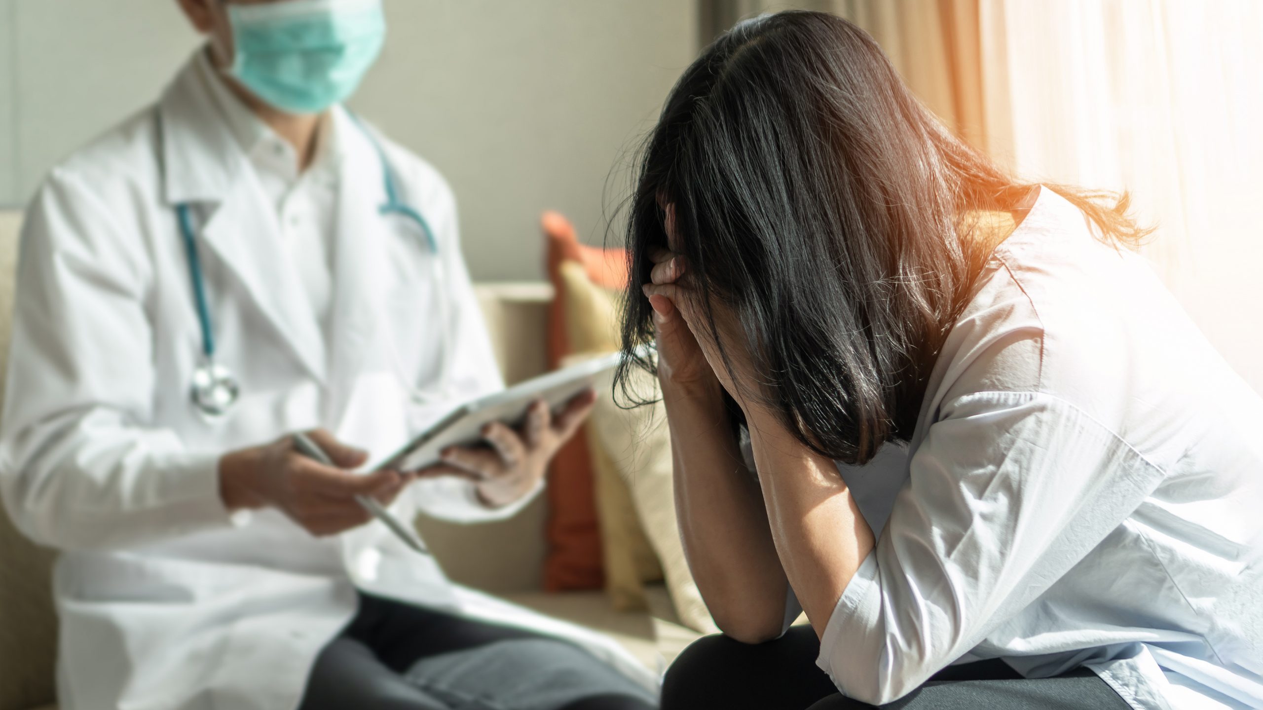 Depression Symptoms vs Sadness: How to Tell the Difference