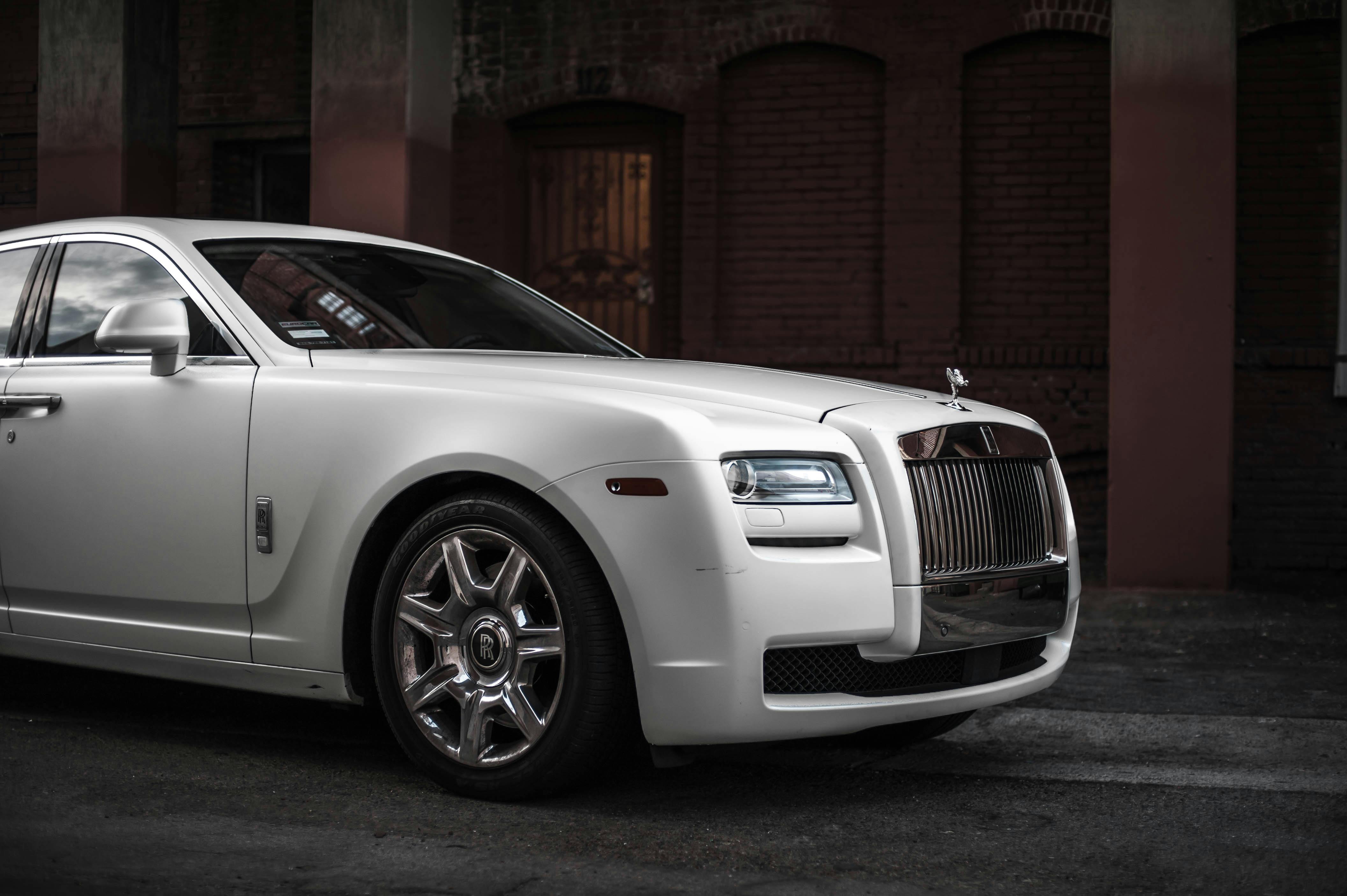 The Ultimate Wine Tasting Experience with a Wine tour limo service